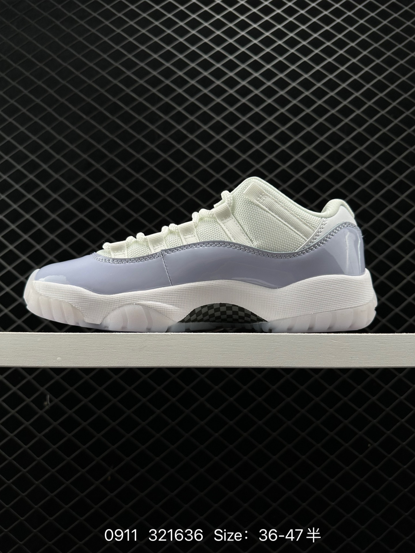 Nike Air Jordan 11 Retro Low”Concord“